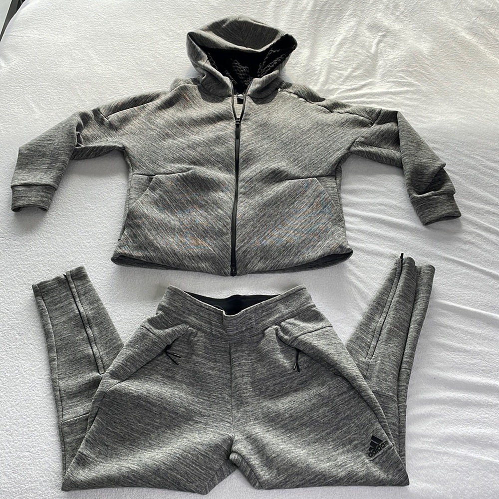 ADIDAS HEAVY DUTY 2pc WARMUP SET